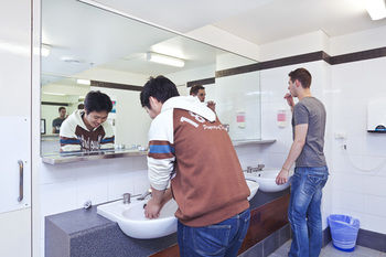 Melbourne Metro YHA - Hostel - Mackay Tourism 7