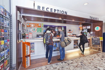 Melbourne Metro YHA - Hostel - Mackay Tourism 18