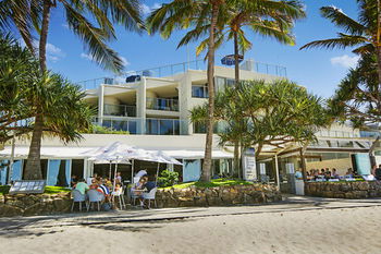 On The Beach Noosa - Mackay Tourism 1