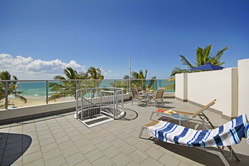 On The Beach Noosa - Mackay Tourism 4