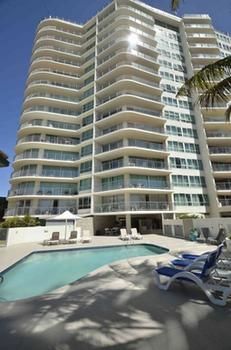 Chateau Royale - Mackay Tourism 0