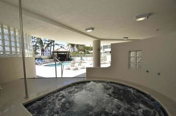 Chateau Royale - Mackay Tourism 2