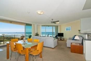 Chateau Royale - Mackay Tourism 11