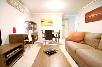Amazing City Apartment - Mackay Tourism 32