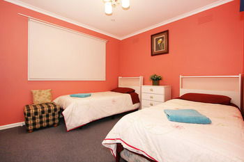 Roseland Holiday House - Mackay Tourism 5