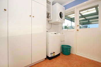 Roseland Holiday House - Mackay Tourism 8