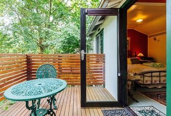 Strathvea Guest House - Mackay Tourism 5