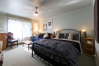 Strathvea Guest House - Mackay Tourism 8