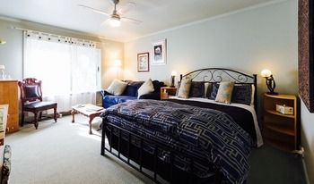 Strathvea Guest House - Mackay Tourism 10