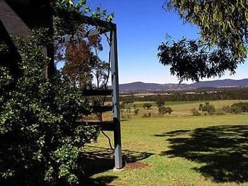 Vineyard Hill - Mackay Tourism 1