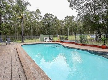Vineyard Hill - Mackay Tourism 9