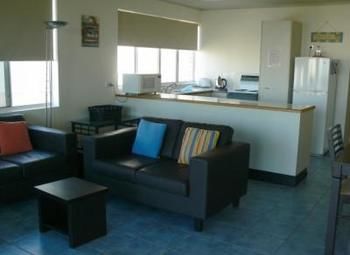 Seafarer Chase Holiday Apartments - Mackay Tourism 5