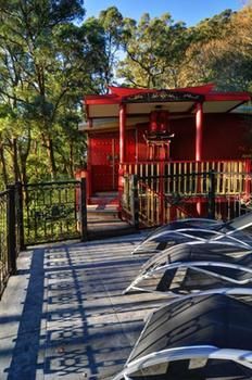Mt Dandenong Imperial Retreat - Mackay Tourism 17