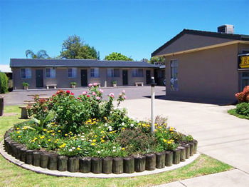 Motabelle Holiday Units - Mackay Tourism 2