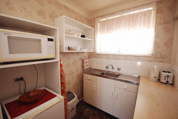 Motabelle Holiday Units - Mackay Tourism 16