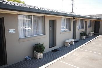 Motabelle Holiday Units - Mackay Tourism 40