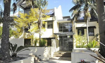 Glebe Furnished Apartments - Mackay Tourism 13