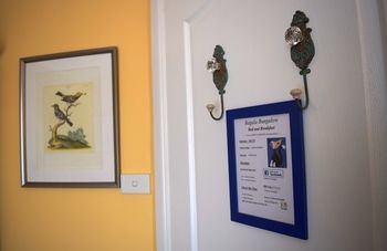 Cutmore Cottages - Bagala Bungalow - Mackay Tourism 9