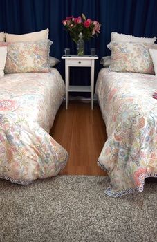 Cutmore Cottages - Bagala Bungalow - Mackay Tourism 10