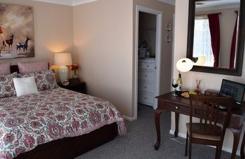 Cutmore Cottages - Bagala Bungalow - Mackay Tourism 34