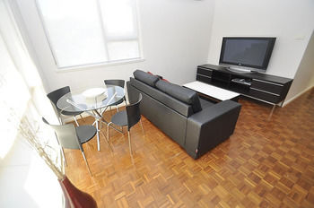 Neutral Bay 9 Bent Furnished Apartment - Mackay Tourism 1
