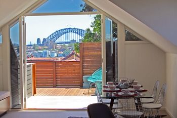 The Penthouse At Cremorne Point Manor - Mackay Tourism 10