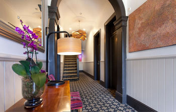 The Penthouse At Cremorne Point Manor - Mackay Tourism 20