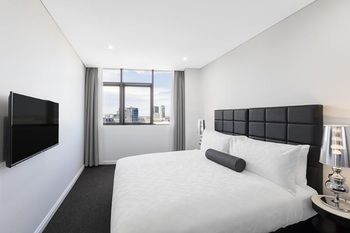 Meriton Serviced Apartments Church Street - Mackay Tourism 14
