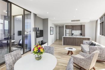 Meriton Serviced Apartments Church Street - Mackay Tourism 25