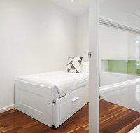 Melbourne Holiday Apartments Flinders Wharf - Mackay Tourism