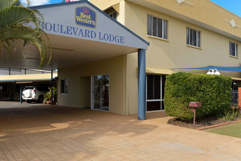 BEST WESTERN Boulevard Lodge - Mackay Tourism 1