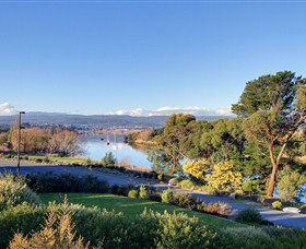 Tamar River Villas - Mackay Tourism 1