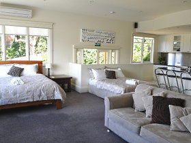 Belton House - Mackay Tourism 0