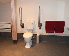 Glenn Moore Accessible Units - Mackay Tourism 3