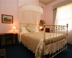 Lodge On Elizabeth - The - Mackay Tourism 4