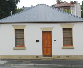 Myrtle Cottage - Mackay Tourism 2