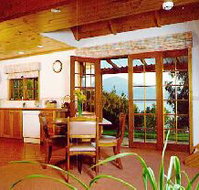 Otago Cottage - Mackay Tourism