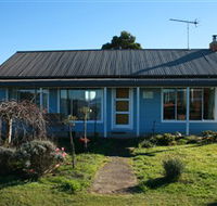 Castaway Cottage - Mackay Tourism
