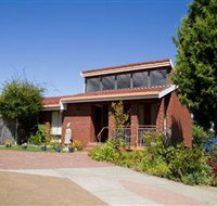 Waterside Accommodation - Derwent Retreat - Mackay Tourism