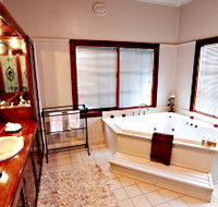 Cable Station Restaurant and Accommodation - Mackay Tourism
