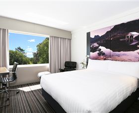 Hotel Launceston - Mackay Tourism 1