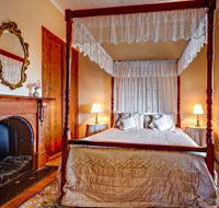 Abbey's Spa Cottage - Mackay Tourism