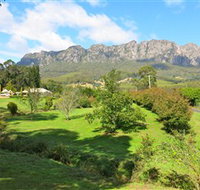 Mount Roland Country Lodge - Mackay Tourism