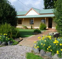 Cradle Country Cottages - Mackay Tourism