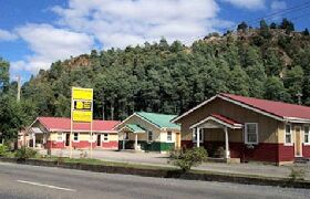 Mountain View Motel (Queenstown) - Mackay Tourism 0