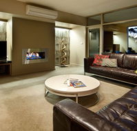 Mineral Spa Villas - Mackay Tourism