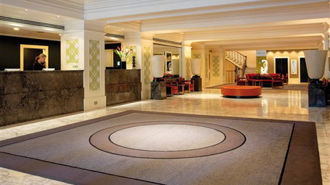 Vibe Savoy Hotel Melbourne - Mackay Tourism 1