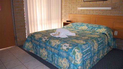 Darling Junction Motor Inn - Mackay Tourism 0