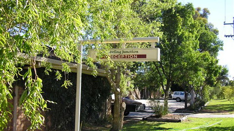 Darling Junction Motor Inn - Mackay Tourism 4