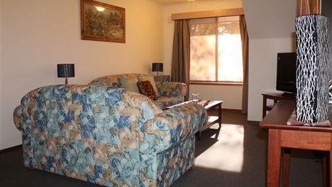 AAT 28 Goldsmith Hotel - Mackay Tourism 5